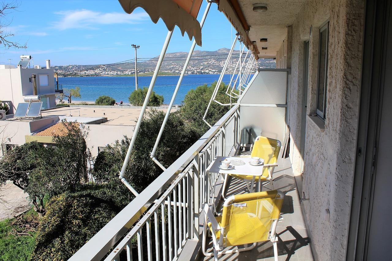 Pórto Ráfti Apartment Sea View In Front Of The Beach Of Agia Marina מראה חיצוני תמונה